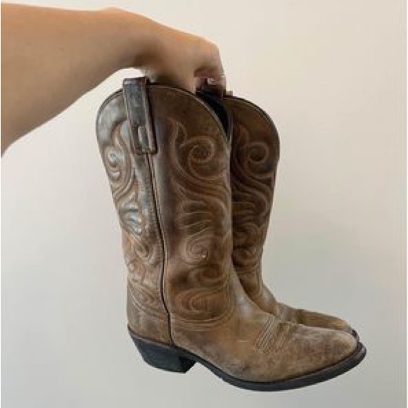 Laredo boots! Worn but look great!! size 7.5-8womans - Picture 1 of 3